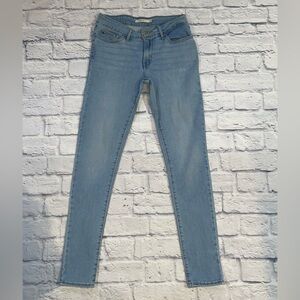 Levi’s 711 Skinny. Blue size 27